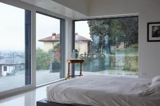 Foto 14 di 30: Vendesi elegante residenza contemporanea immersa nel verde alle porte di Bergamo