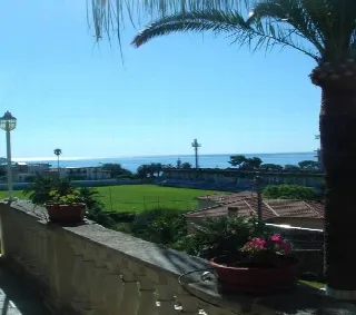 Foto 9 di 14: SANREMO - VENDESI VILLA CON PISCINA