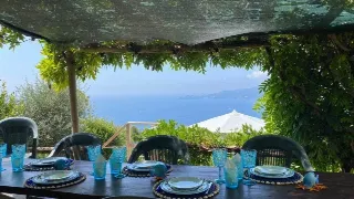 Foto 23 di 29: VENDESI VILLA CON PISCINA A CHIAVARI