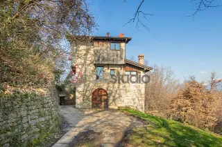 Foto 25 di 26: Casa singola in vendita a Bergamo San Vigilio