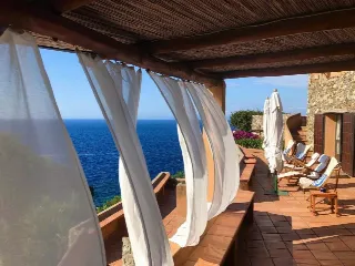 Foto 3 di 33: Villa indipendente sul mare