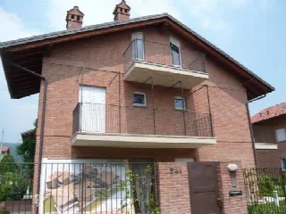 Foto 3 di 8: VILLA BI-FAMILIARE - VALTESSE