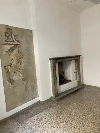 Foto 5 di 10: Vendesi appartamento da ristrutturare nella splendida cornice in via S. Tomaso