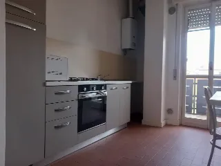 Foto 11 di 16: Grande appartamento trilocale con terrazza abitabile