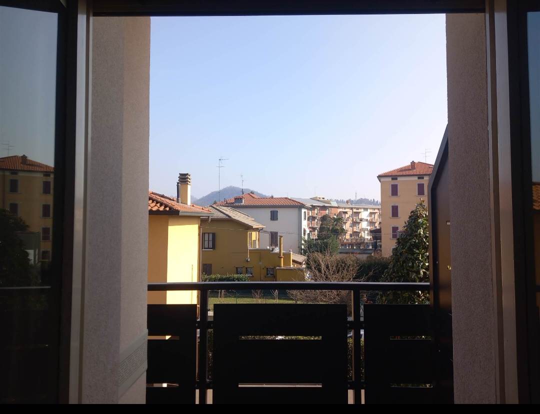 Grande appartamento trilocale con terrazza abitabile