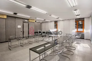 Foto 13 di 24: IMPERDIBILE UFFICIO di grandi dimensioni con PARCHEGGIO PRIVATO Bergamo