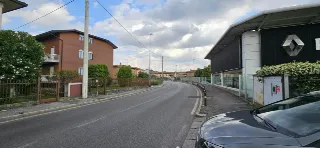 Foto 5 di 7: AFFITTASI SPAZIO COMMERCIALE IDEALE PER RISTORAZIONE – BERGAMO