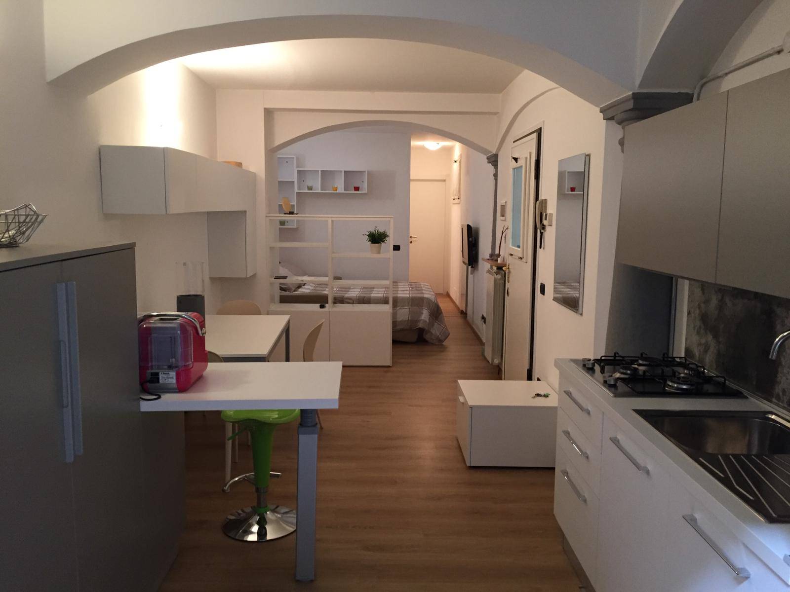 AFFITTASI BILOCALE IN CENTRO CITTA'