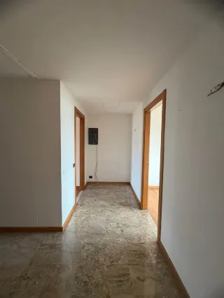 Foto 14 di 22: Centro Bergamo – Ufficio all’ultimo piano con vista su Città Alta e possibilità di cambio d’uso