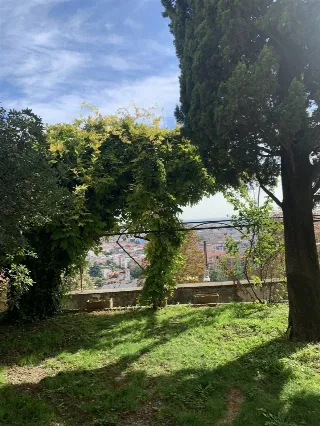 Foto 17 di 20: PALAZZO BELLOSGUARDO: PRESTIGIOSO APPARTAMENTO CON VISTA IN AFFITTO