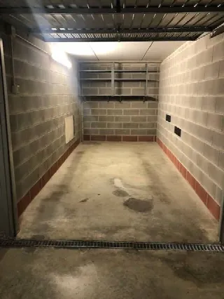 Foto 20 di 24: Ampio trilocale arredato con terrazzo vivibile e box