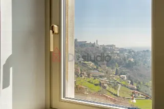 Photo 10 of 28: Prestigioso appartamento in Villa sui Colli