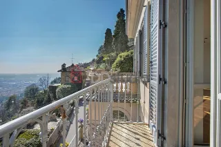 Photo 4 of 28: Prestigioso appartamento in Villa sui Colli