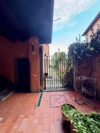 Photo 18 sur 23: Via Pignolo Alta - vendesi bilocale con ampio spazio esterno ad uso esclusivo