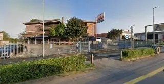 Photo 1 of 1: LALLIO – INTERA PALAZZINA CIELO-TERRA CON AMPI SPAZI COMMERCIALI E RESIDENZIALI – INTERESSANTE OPPORTUNITÀ DI INVESTIMENTO